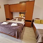 By The Sea Kampor, Rab - 5037 Apartman Kampor