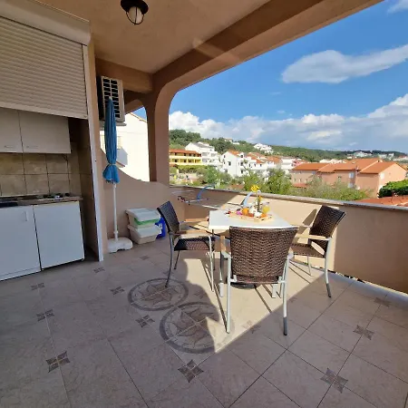 By The Sea Kampor, Rab - 5037 Apartment *